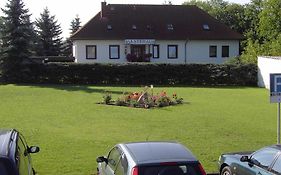 Gastehaus Pension Hess - Das Kleine Hotel Güstrow Exterior photo