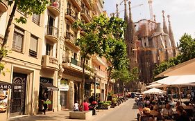 Apartamento Gaudi Sagrada Familia Barcelona Exterior photo