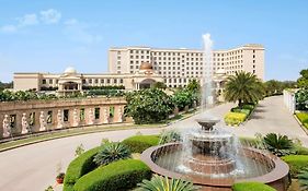 Ramada Plaza By Wyndham Lucknow Hotel Exterior photo