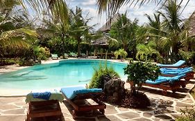 3 Bedrooms House At Watamu 100 M Away From The Beach With Shared Pool Furnished Terrace And Wifi Exterior photo