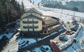 Hotel Dolomiti Brentonico Exterior photo