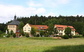 Hotel Jagdhof Klein Heilig Kreuz Großenlüder Exterior photo