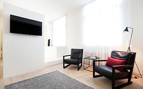 Maison Nationale City Flats & Suites Amberes Room photo