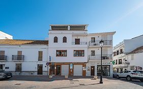 Hotel Hostal Ocaña Manilva Exterior photo