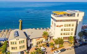 Aragosta Hotel&Restaurant Durrës Exterior photo