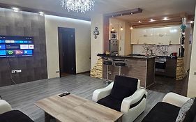 Apartamento Nukri-2017 Batumi Room photo