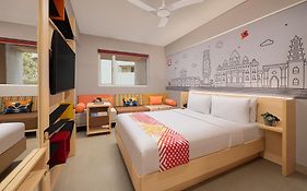 Hotel Ginger Ahmedabad Vastrapur Exterior photo