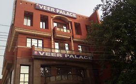 Hotel Veer Palace Nueva Delhi Exterior photo