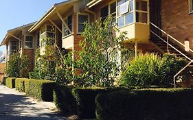 Lake Wendouree Luxury Apartments Ballarat Room photo