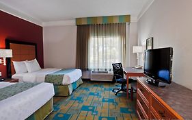 Hotel La Quinta By Wyndham Usf Tampa Room photo