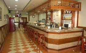 Bar Pensión Restaurante Bidasoa Irun Exterior photo