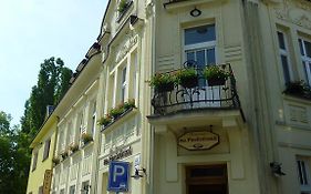 Hotel&Restaurant Na Fryštátské Karviná Exterior photo