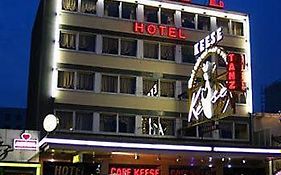 Hotel Keese Hamburgo Exterior photo