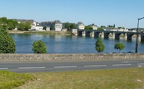 Hotel Rive Gauche Saumur Exterior photo