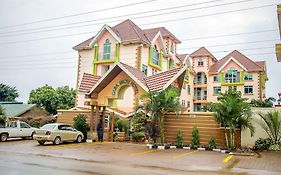 Casa Miltu Hotel Kampala Exterior photo