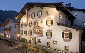 Eggerwirt Kitzbuhel, Hotel & Restaurant Exterior photo