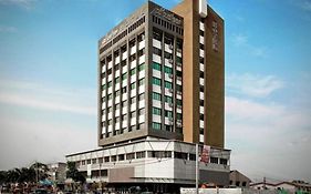 Pine Tree Hotel Batu Pahat Exterior photo