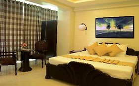 Silver Oaks Suites & Hotel Manila Exterior photo