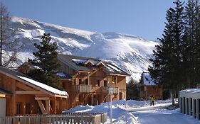 Résidence Odalys L'Orée des Pistes Saint-Étienne-en-Dévoluy Exterior photo