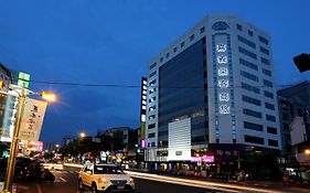 Chiayi Look Hotel Exterior photo