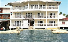 Tropical Suites Hotel Bocas del Toro Exterior photo