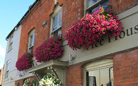 Hotel The Queens Ludlow Exterior photo