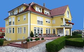 Hotel Bachwiesen Langensendelbach Exterior photo