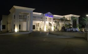 Hotel Grand Enclave Lahore Exterior photo