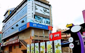 Hotel Oyo 7570 Near Ksrtc Bus Stand Kushālnagar Exterior photo