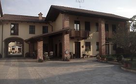 Al Calar Della Sera Bed and Breakfast Sommariva del Bosco Exterior photo