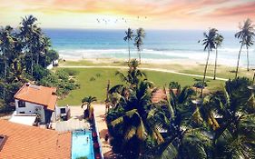 Hotel Lion'S Rest Weligama Exterior photo