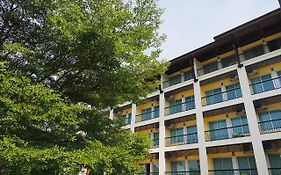 Sakorn Residencia&Hotel Chiang Mai Exterior photo