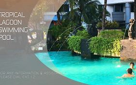 Grand Tropic Suites Hotel Yakarta Exterior photo
