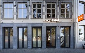 Easyhotel Maastricht City Centre Exterior photo