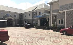 Pennyhill Suites And Resorts Enugu Exterior photo