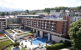 Hilton Evian Les Bains Hotel Exterior photo