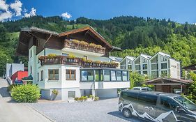 Gastehaus Gratz - Inklusive Eintritt In Die Alpentherme Dorfgastein Exterior photo