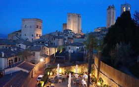 Locanda La Mandragola Bed and Breakfast San Gimignano Exterior photo