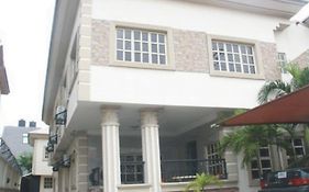 Upper Class Suites Lagos Exterior photo