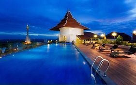 Aiyara Grand Hotel Pattaya Exterior photo
