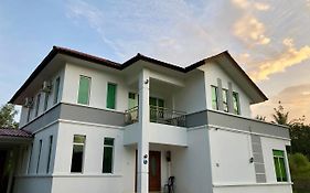 Villa Dadap Bandar Seri Begawan Exterior photo