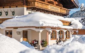 Hotel Garni Ransburgerhof Flachau Exterior photo