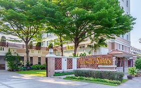 Lasalle Suites y Spa Bangkok Exterior photo