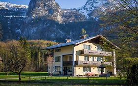 Landhaus Lilly Bed and Breakfast Obertraun Exterior photo