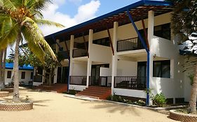 Wellé Wadiya Beach Hotel&Restaurant Kalpitiya Exterior photo