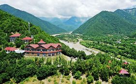 Kungut Hotel & Restaurant Şǝki Exterior photo