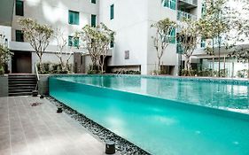 Summer Suites Klcc Apartments Kuala Lumpur Exterior photo