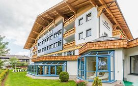 Hotel Forellenhof Flachau Exterior photo