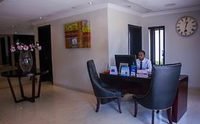 S & S Hotel & Suites Lagos Exterior photo