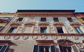 Palazzo Lupardi Relais Bed and Breakfast Roma Exterior photo